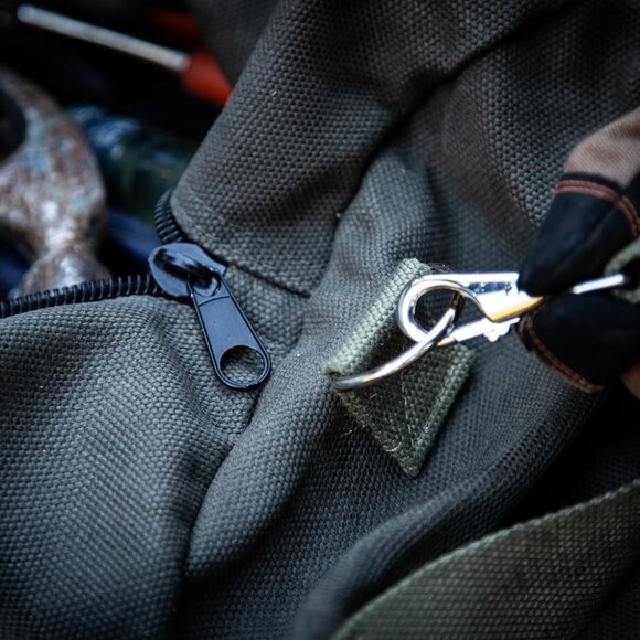 Waxed Canvas All Purpose Military Style Duffle Bag, Water-Resistant, Adjustable - Picture 8 of 12